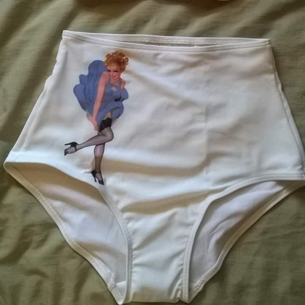 White PINUP/Mermaid theme Bikini